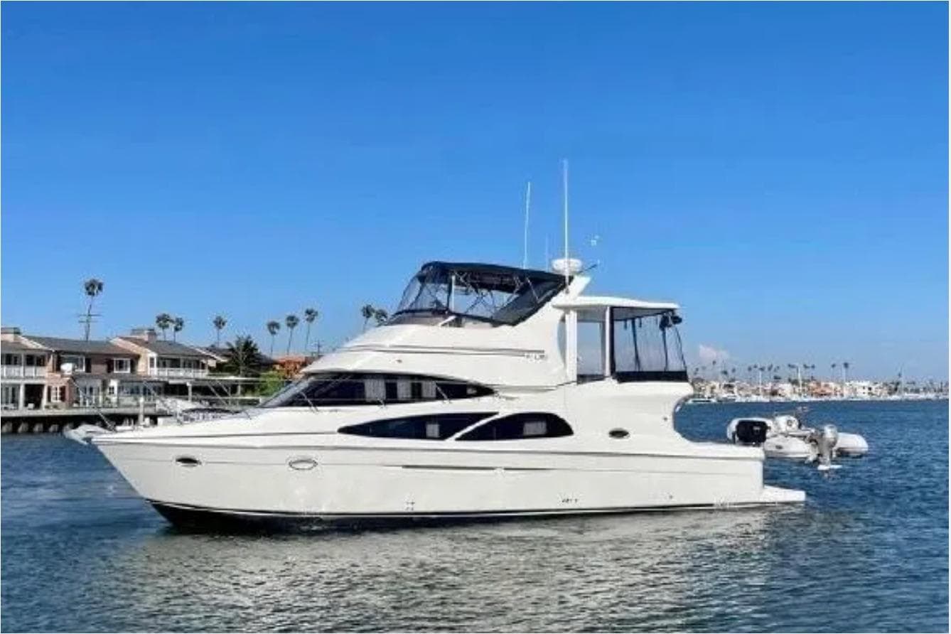 2005 Carver 41 Cockpit Motor Yacht