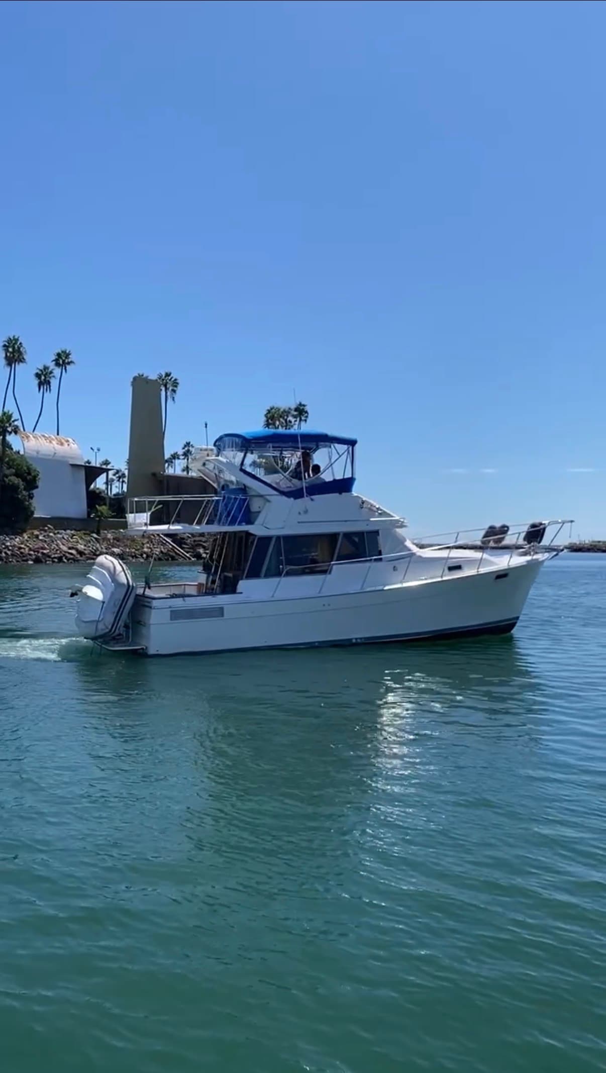 1989 Bayliner 3288
