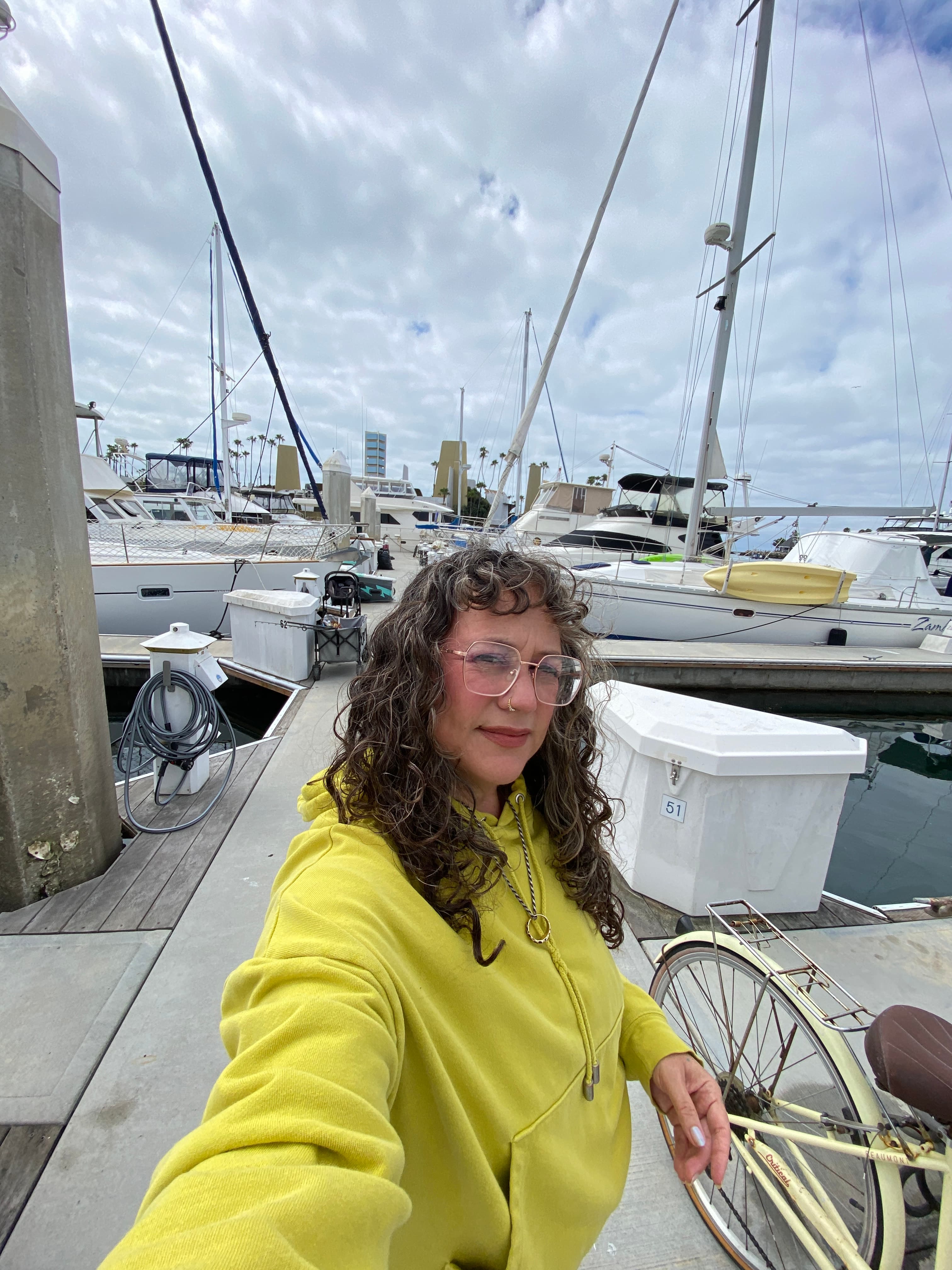 I read an entire reddit thread called "My first boat . . Any advice?" so you dont have to.